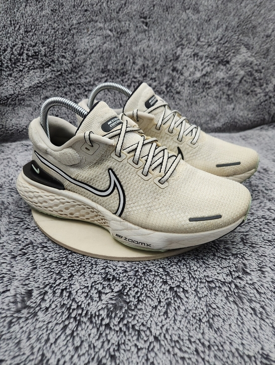 Nike Other - Nike ZoomX Invincible Run Flyknit 2 Shoes Men's Size 8